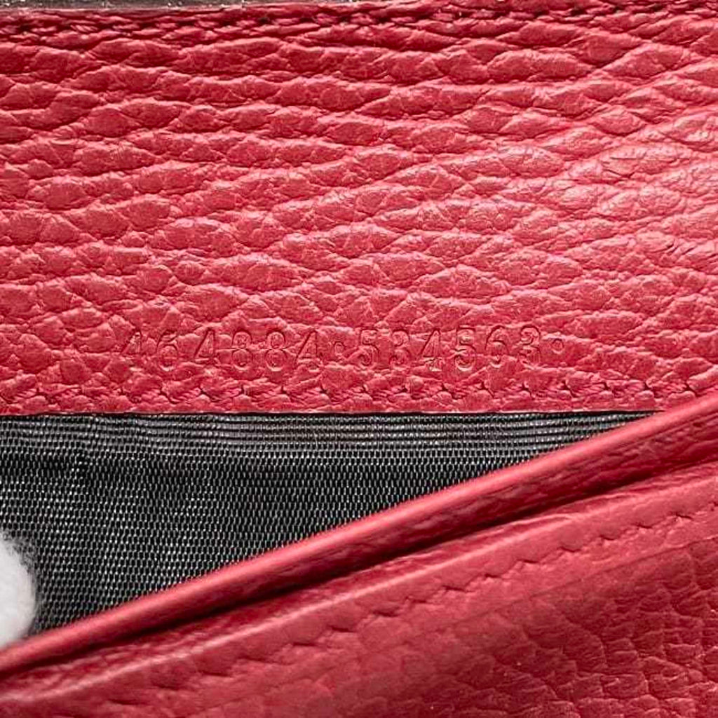 Gucci Red Color Leather Wallet (Bi-Fold) (Pre-Owned)