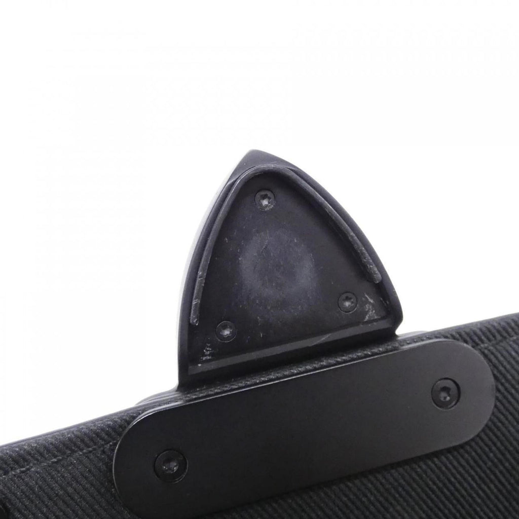 Louis Vuitton Black Leather Shoulder Bag (Pre-Owned)