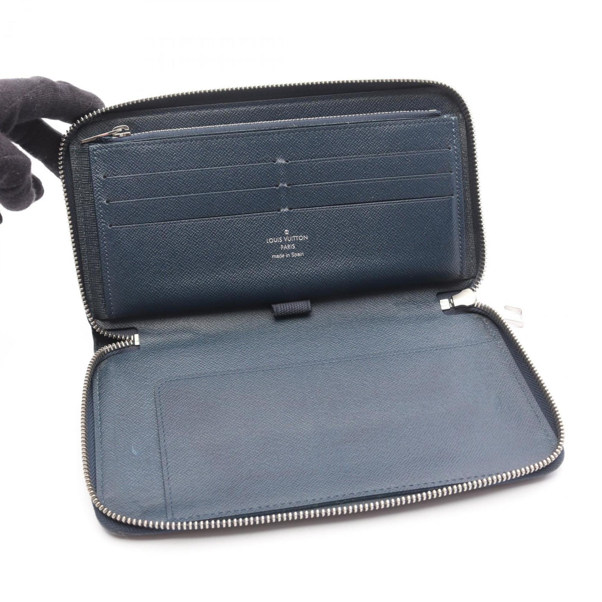 Louis Vuitton Navy Ocean Taiga Leather Long Wallet (Bi-Fold) (Pre-Owned)