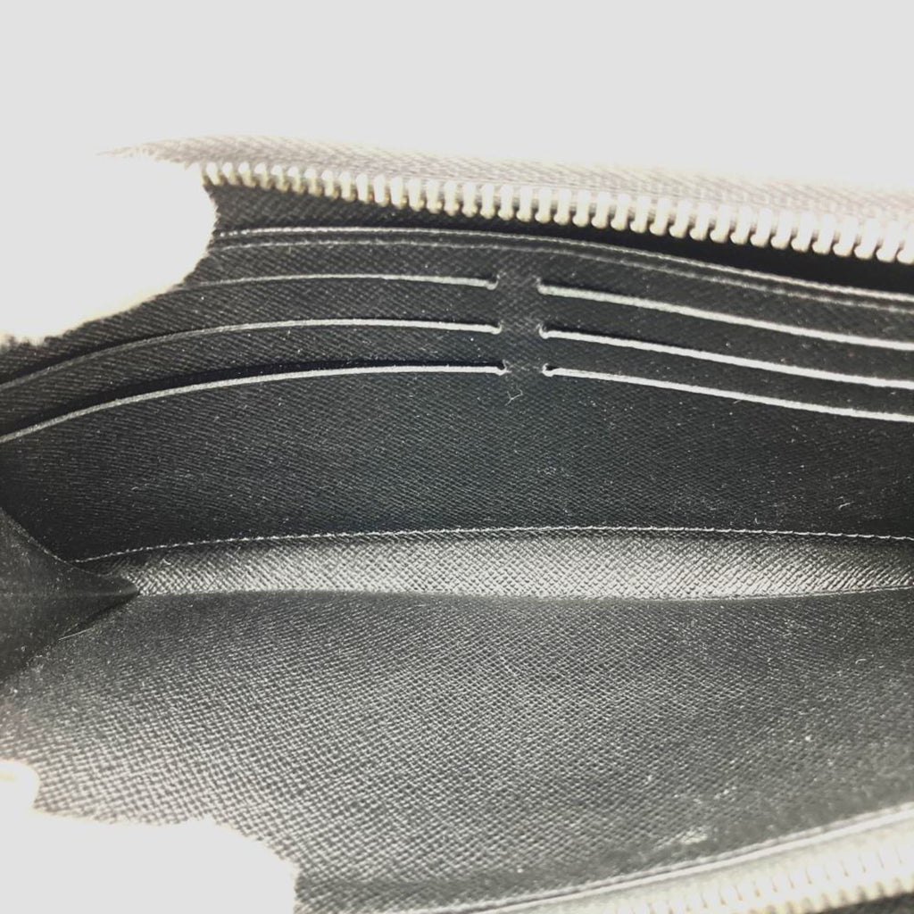 Louis Vuitton Black Epi Leather Long Wallet (Bi-Fold) (Pre-Owned)