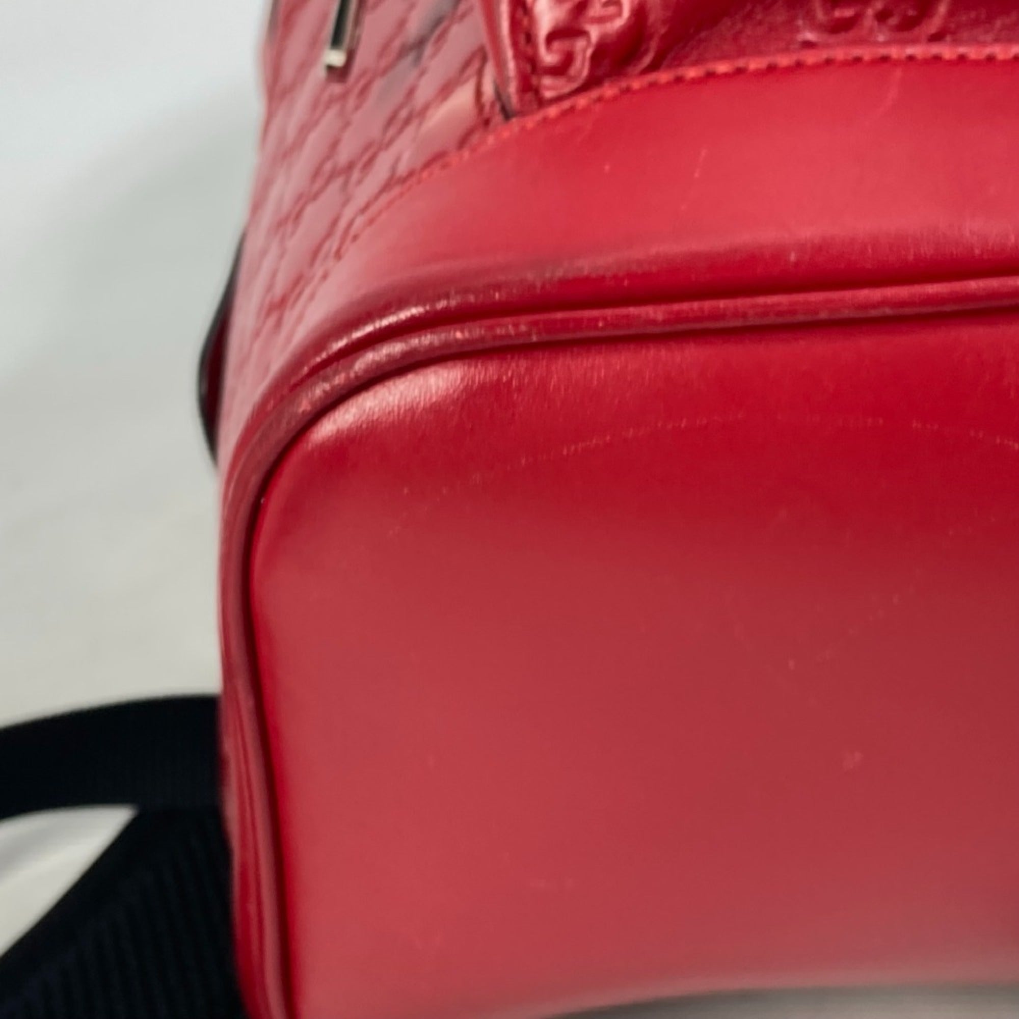Gucci Red Color Leather Backpack (Pre-Owned)
