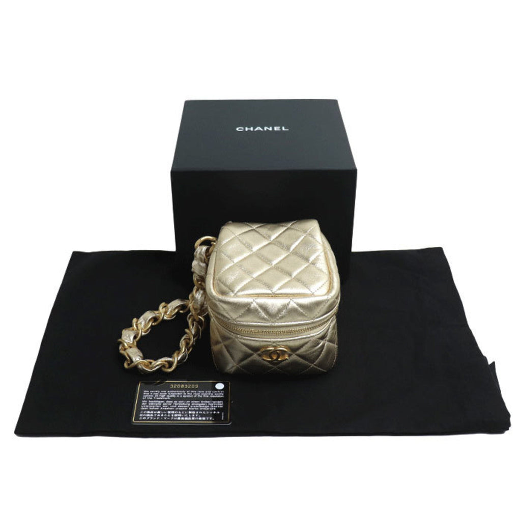 Chanel Matelasse Gold Leather Clutch Bag (Pre-Owned)