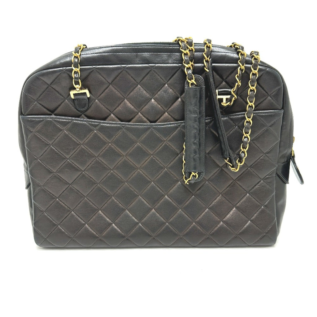 Chanel Black Leather Shoulder Bag (Pre-Owned)