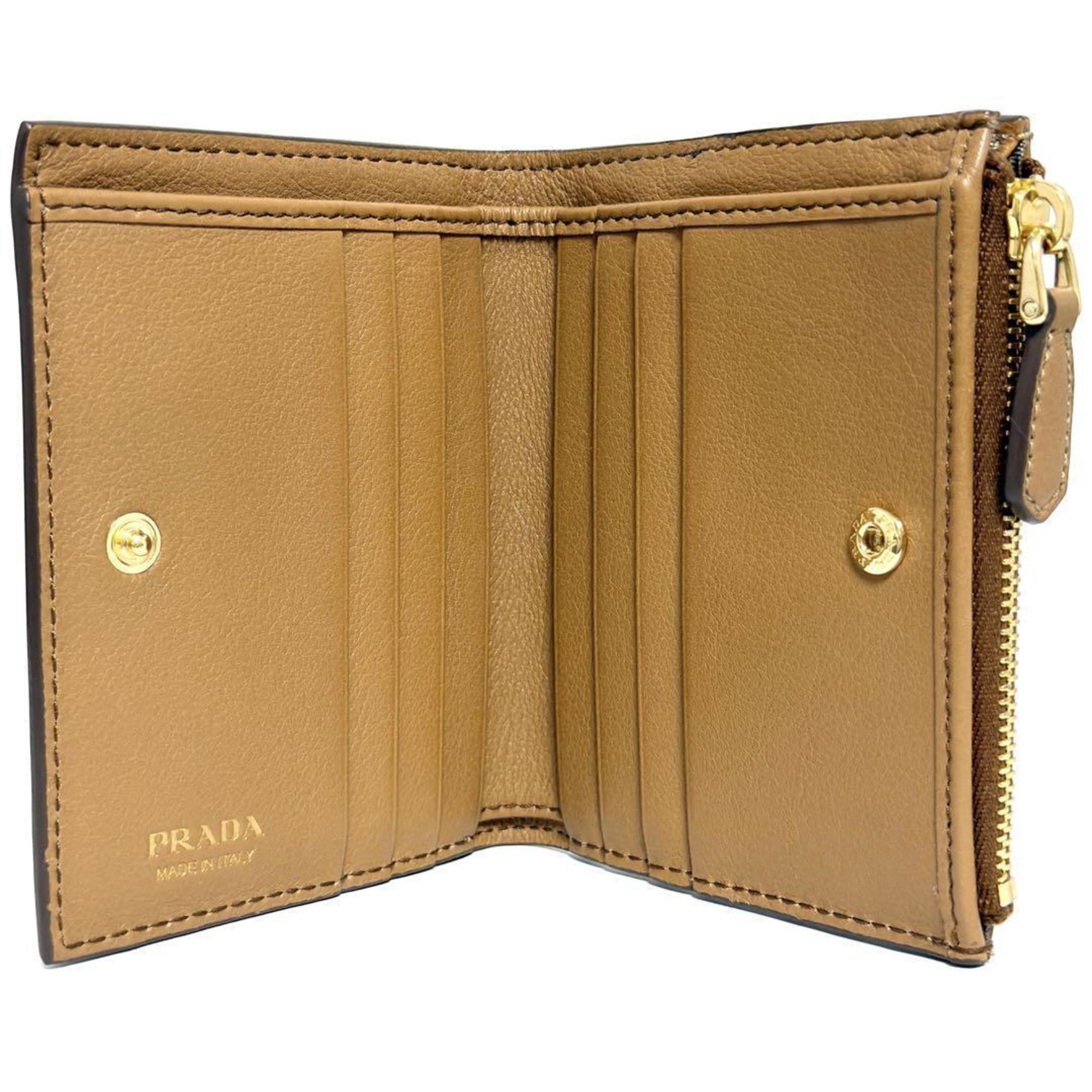 Prada Leather Wallet (Bi-Fold) (Pre-Owned)