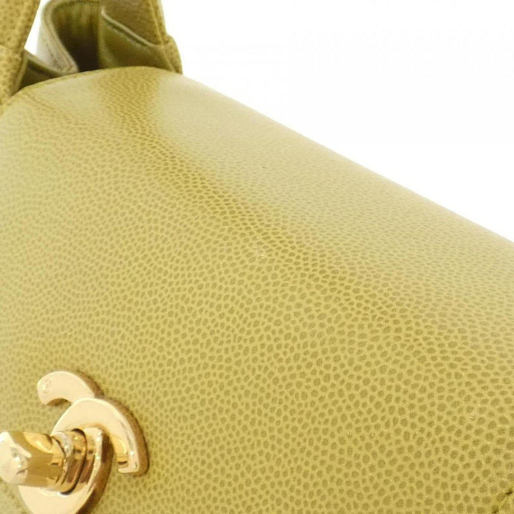 Chanel Green Grained Calfskin Handbag (Pre-Owned)