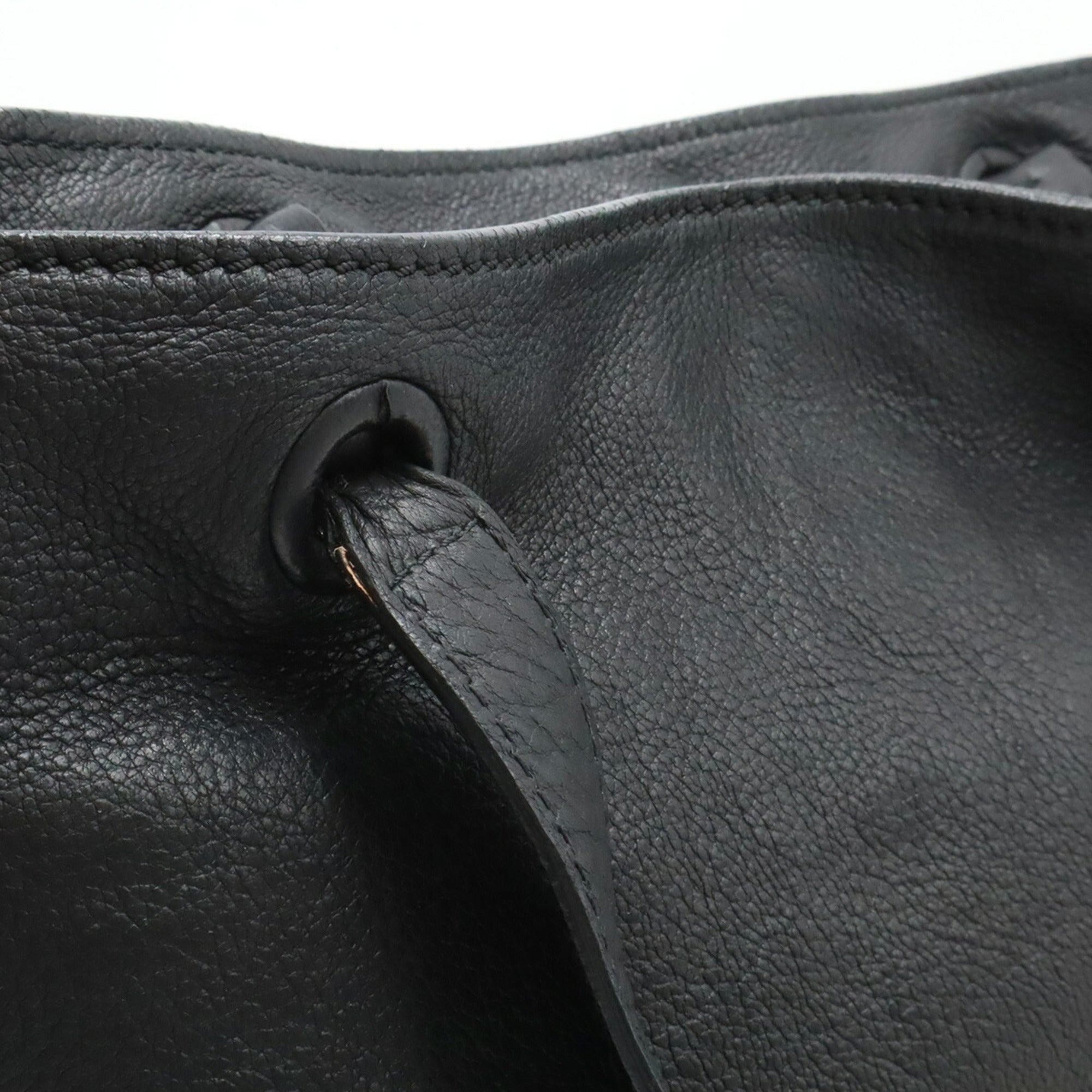 Chanel Black Leather Shoulder Bag Tote Bag (Pre-Owned)