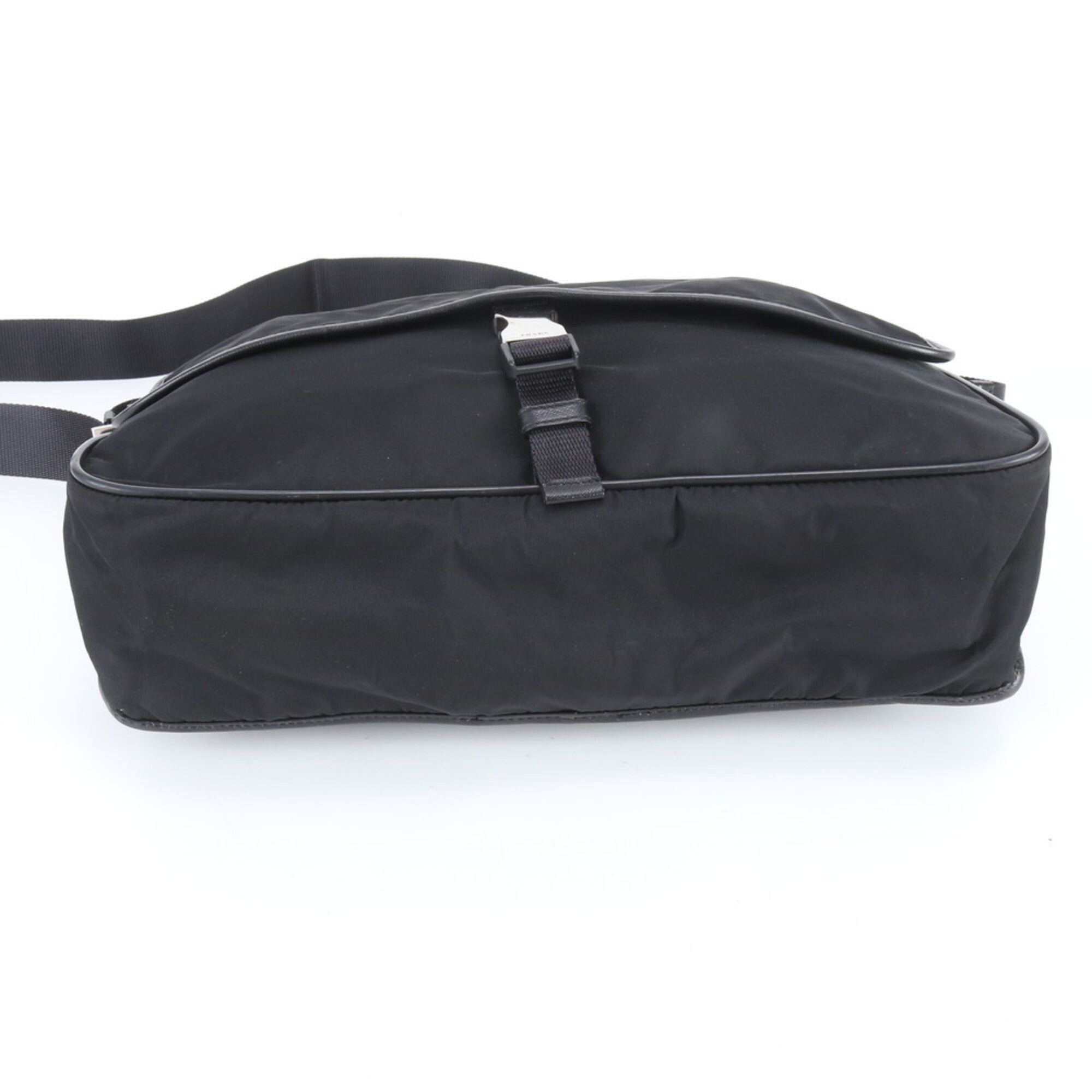 Prada Black Nylon Leather Shoulder Bag (Pre-Owned)