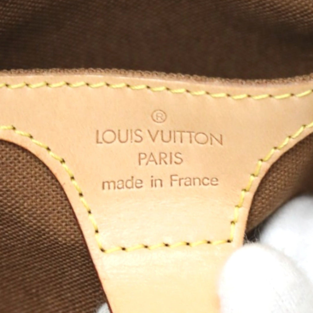 Louis Vuitton Brown Monogram Canvas Handbag (Pre-Owned)