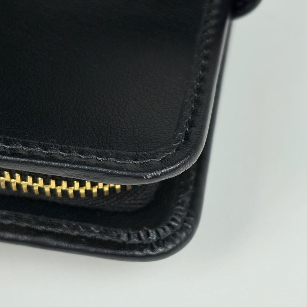 Prada Black Leather Wallet (Bi-Fold) (Pre-Owned)