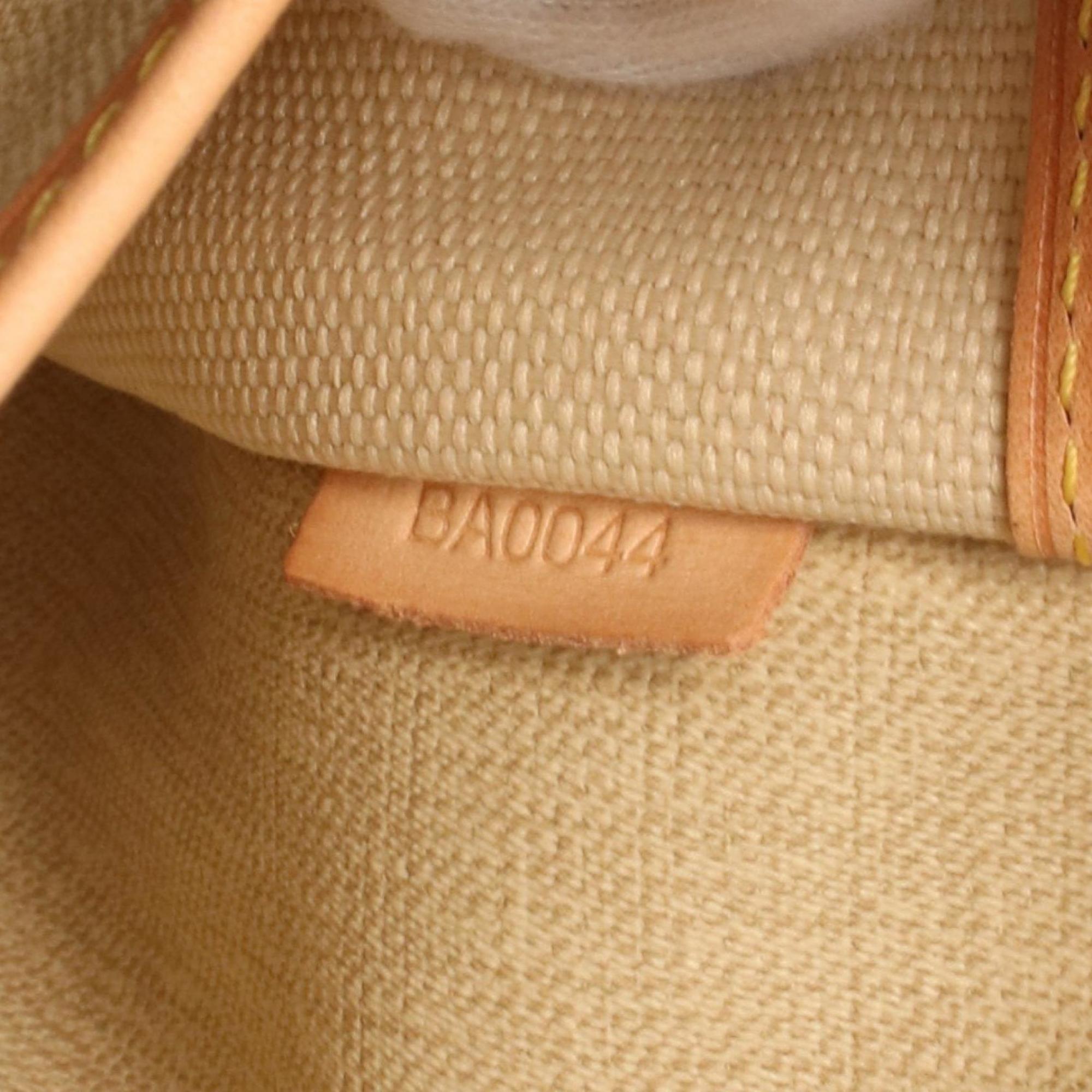 Louis Vuitton Brown Coated Canvas Pvc Monogram Leather Handbag (Pre-Owned)