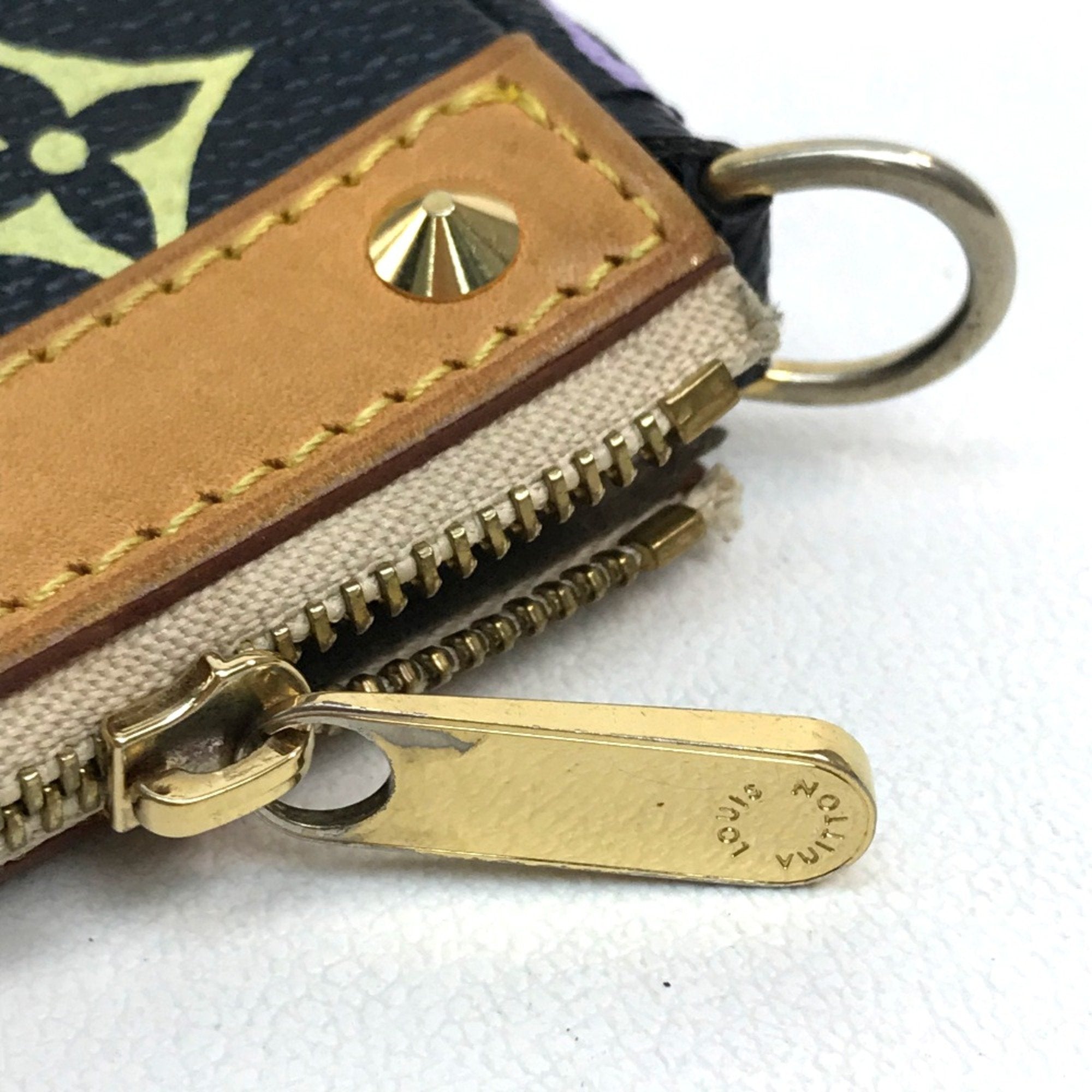 Louis Vuitton Black Other Pouch (Pre-Owned)