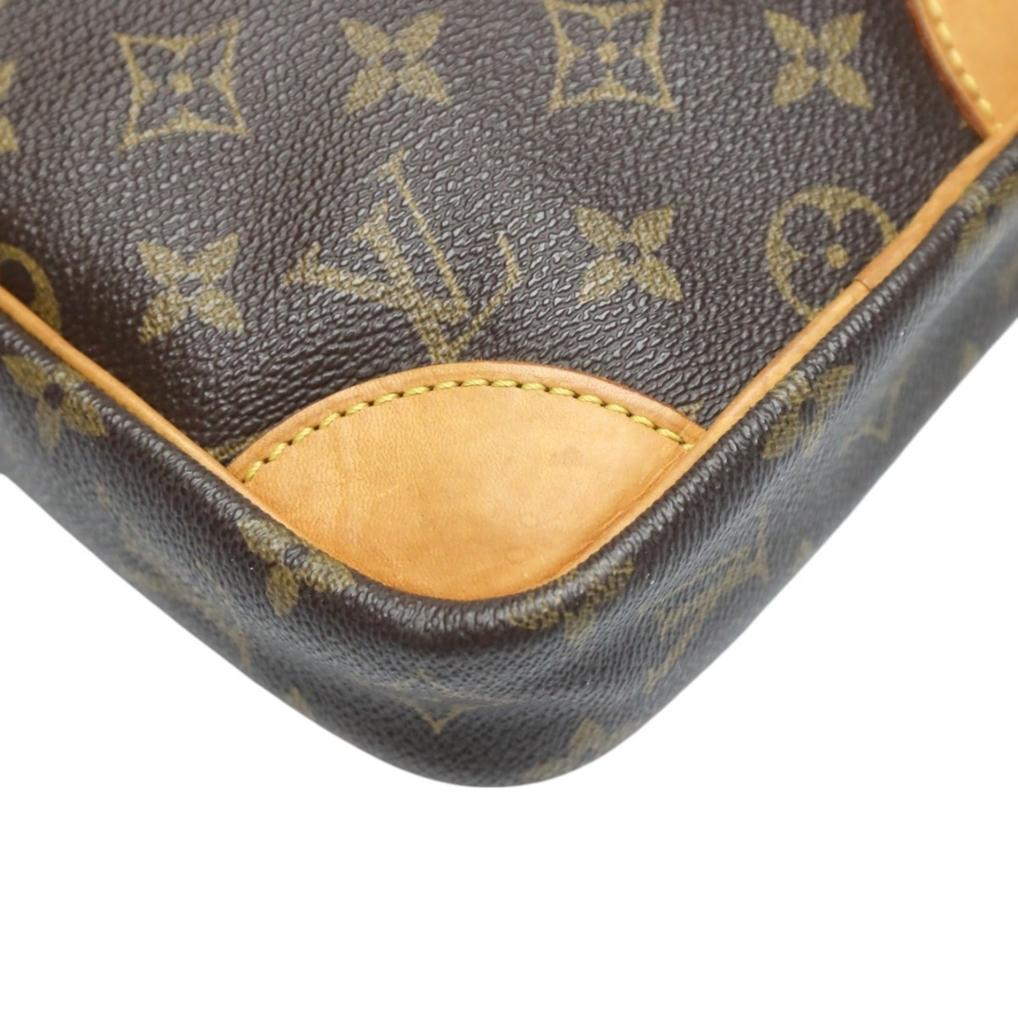 Louis Vuitton Brown Monogram Canvas Shoulder Bag (Pre-Owned)