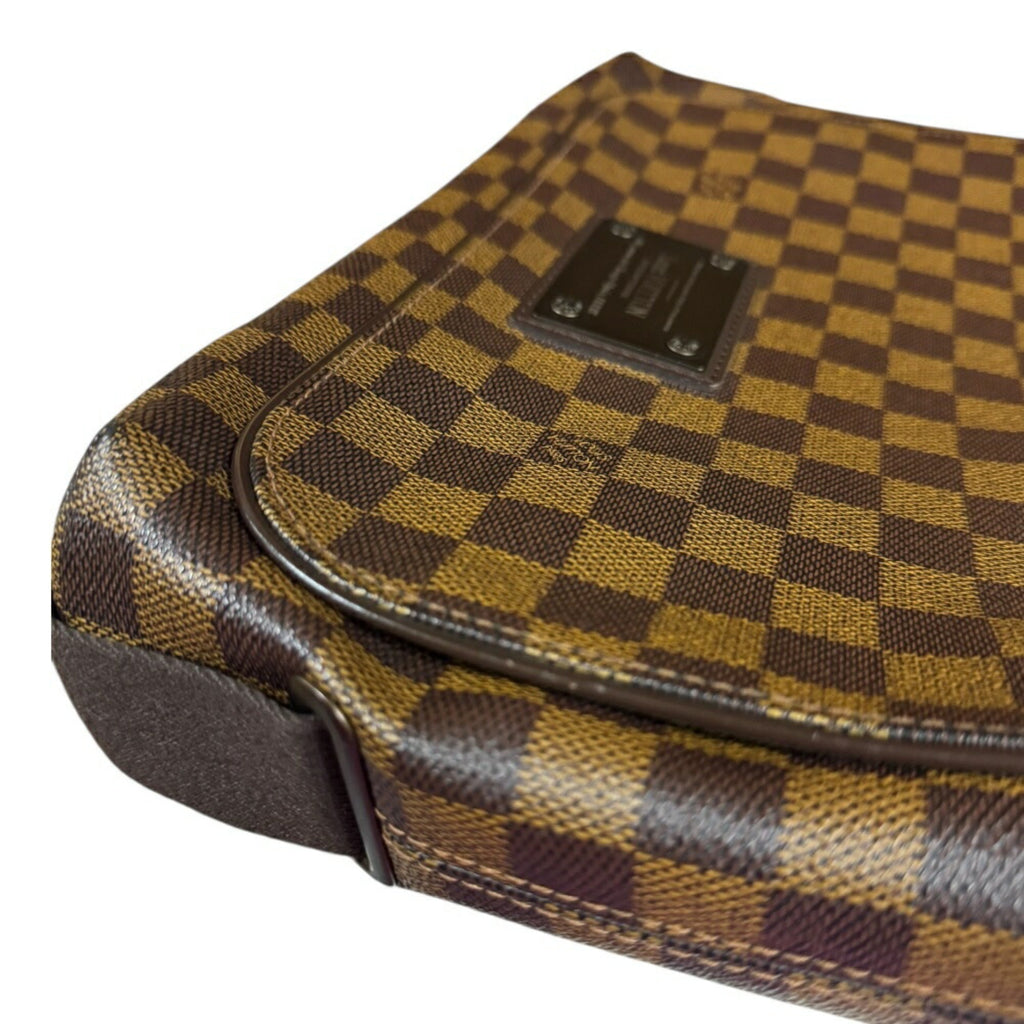 Louis Vuitton Damier Brown Damier Canvas Damier Canvas Shoulder Bag (Pre-Owned)
