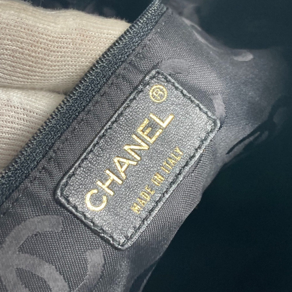 Chanel Black Leather Handbag Tote Bag (Pre-Owned)
