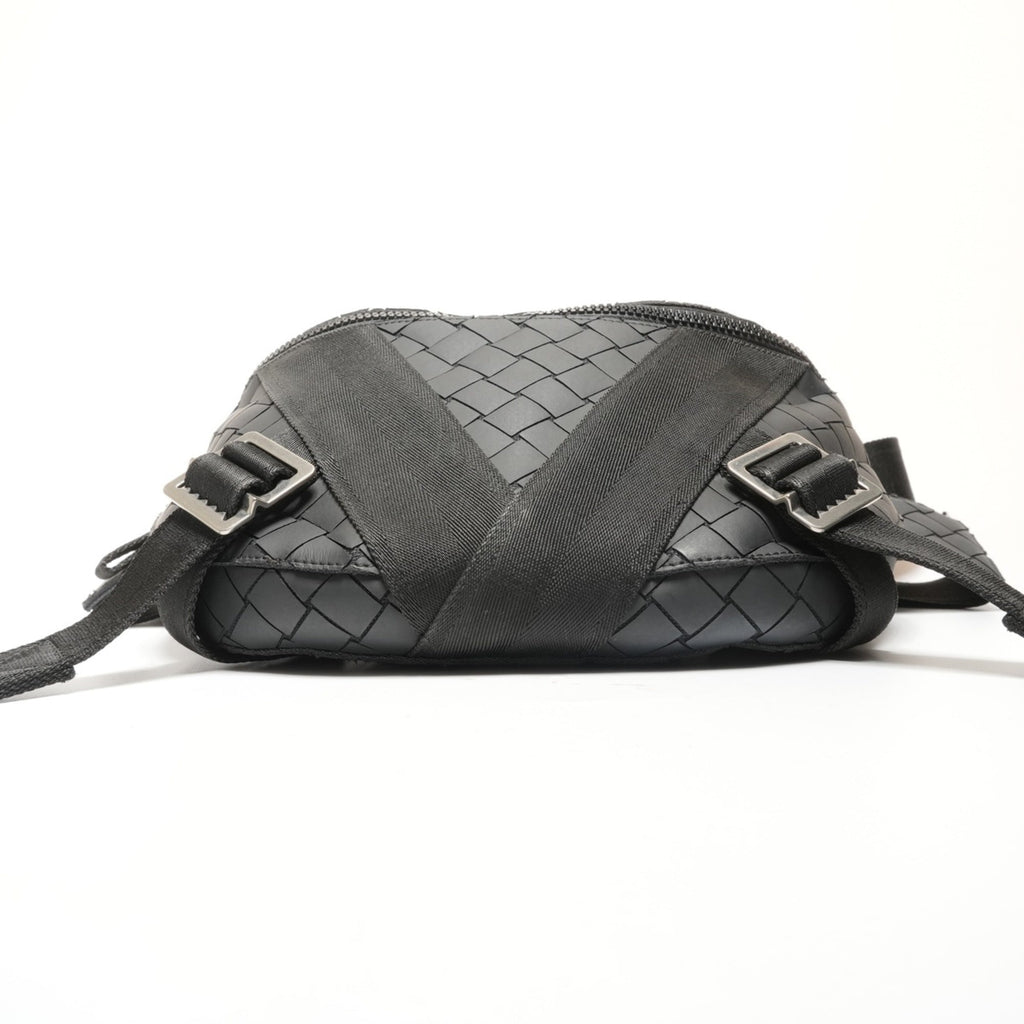 Bottega Veneta Intrecciato Black Rubber Shoulder Bag Sling Bag (Pre-Owned)