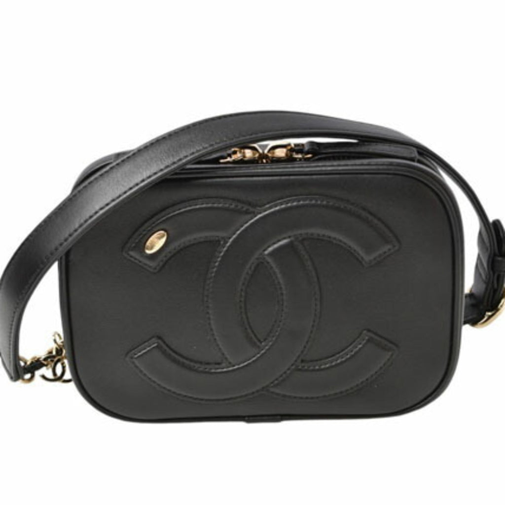 Chanel Black Leather Shoulder Bag (Pre-Owned)
