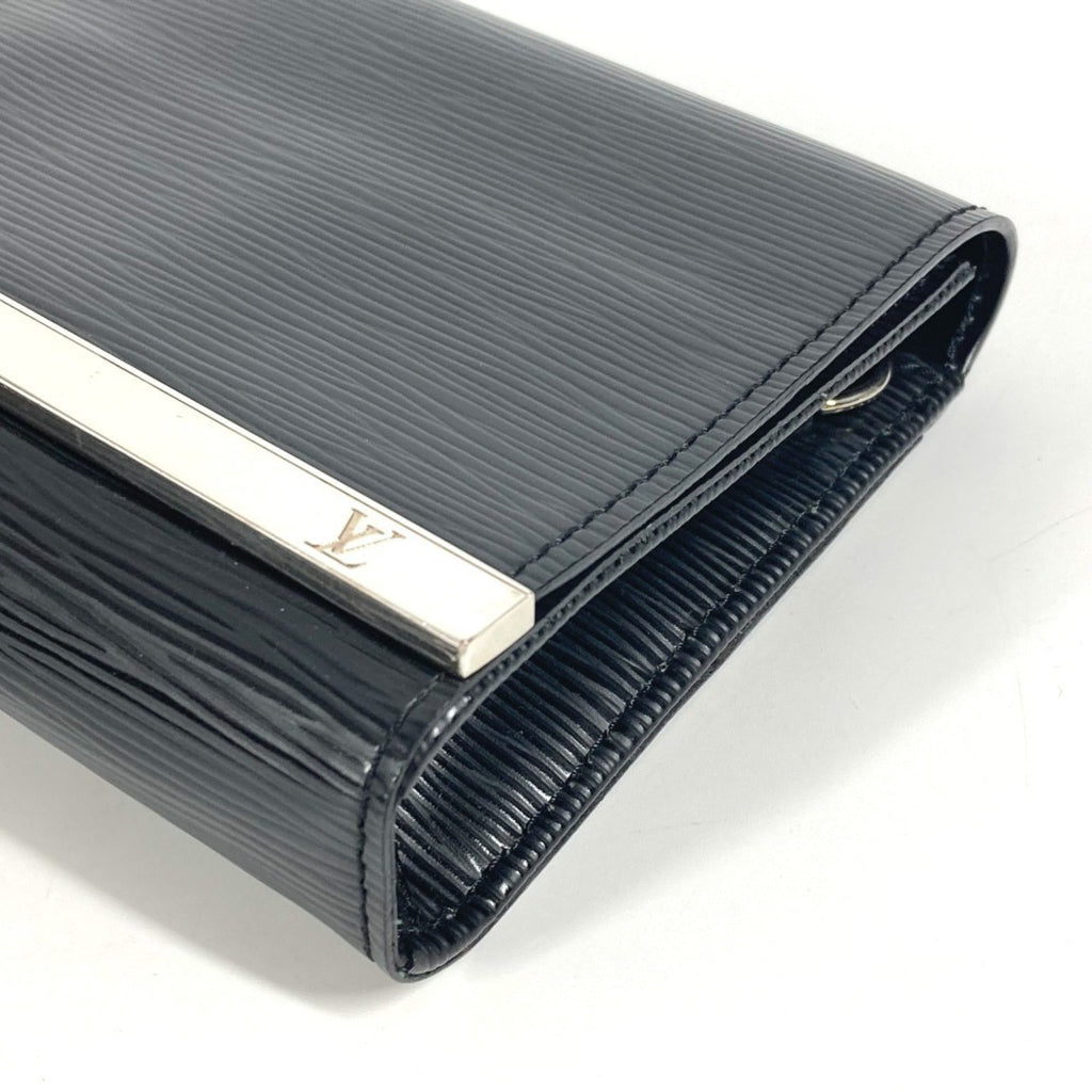 Louis Vuitton Black Epi Leather Clutch Bag Shoulder Bag (Pre-Owned)