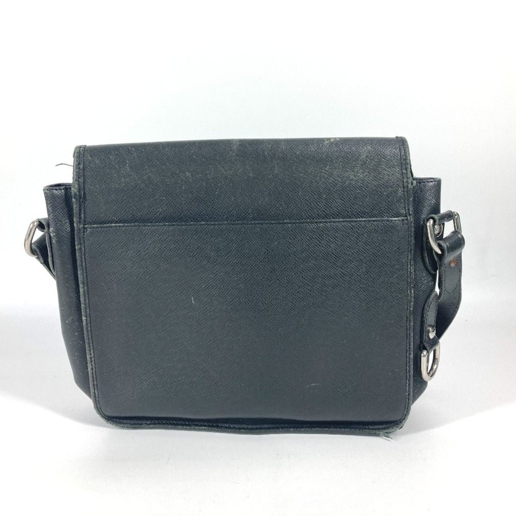 Louis Vuitton Ardoise Black Taiga Leather Shoulder Bag (Pre-Owned)