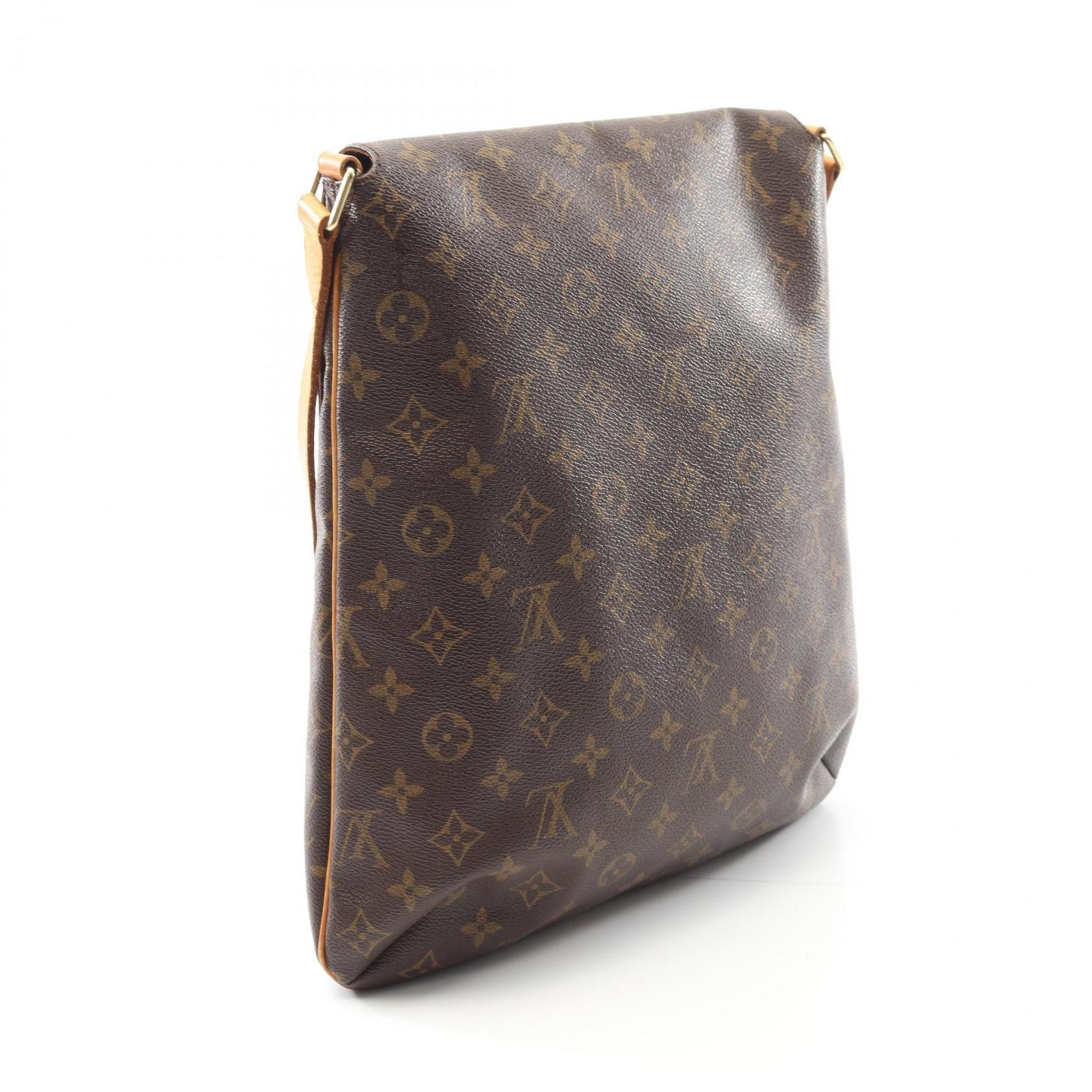 Louis Vuitton Brown Coated Canvas Shoulder Bag (Pre-Owned)