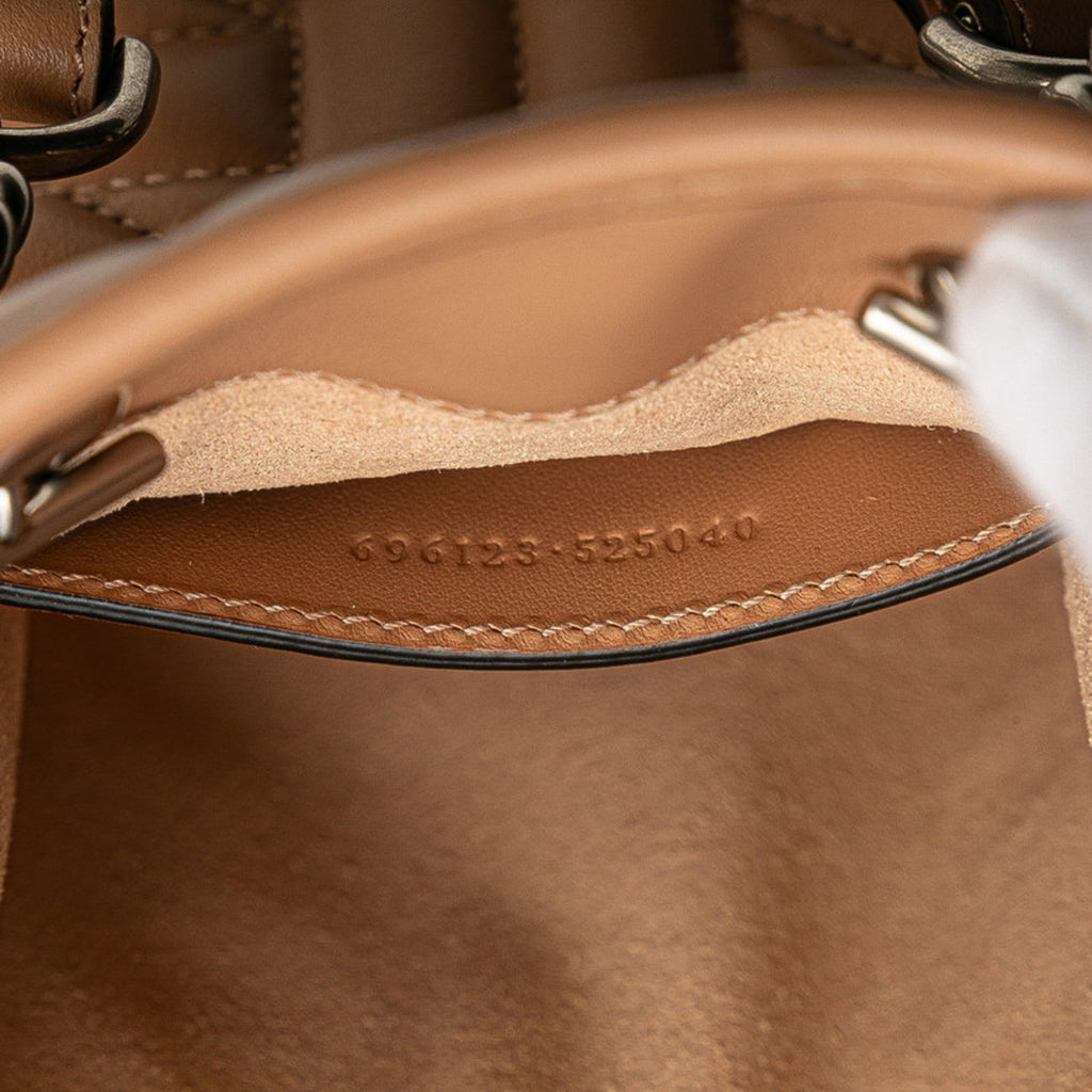 Gucci Beige Leather Handbag Shoulder Bag (Pre-Owned)
