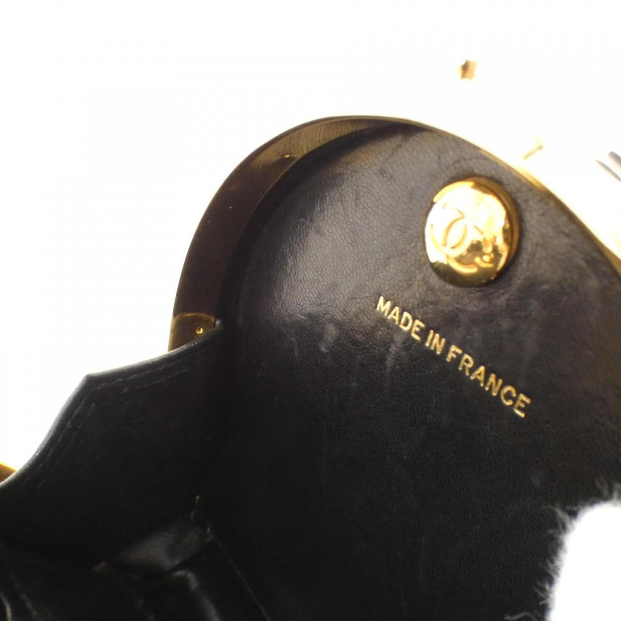 Chanel Gold Shoulder Bag (Pre-Owned)