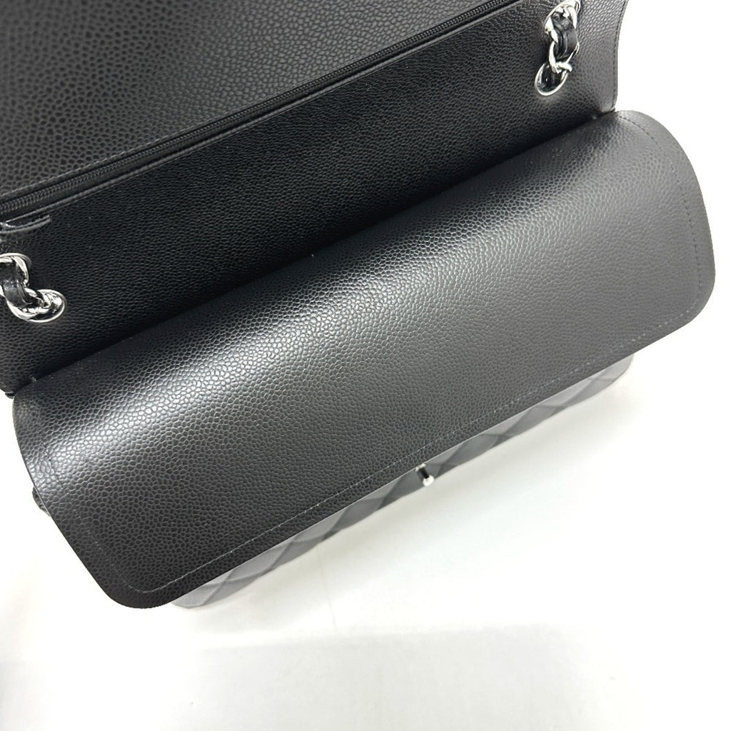 Chanel Black Grained Calfskin Shoulder Bag (Pre-Owned)