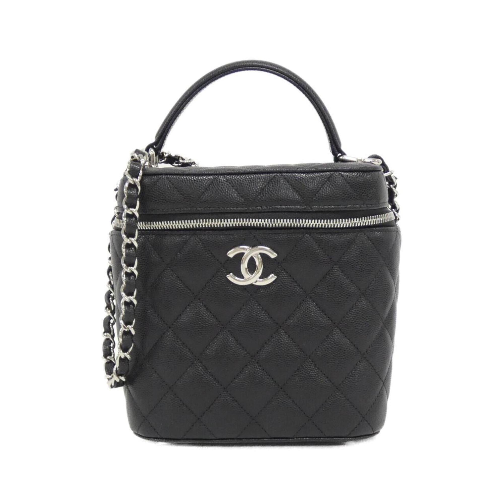 Chanel Black Grained Calfskin Shoulder Bag (Pre-Owned)