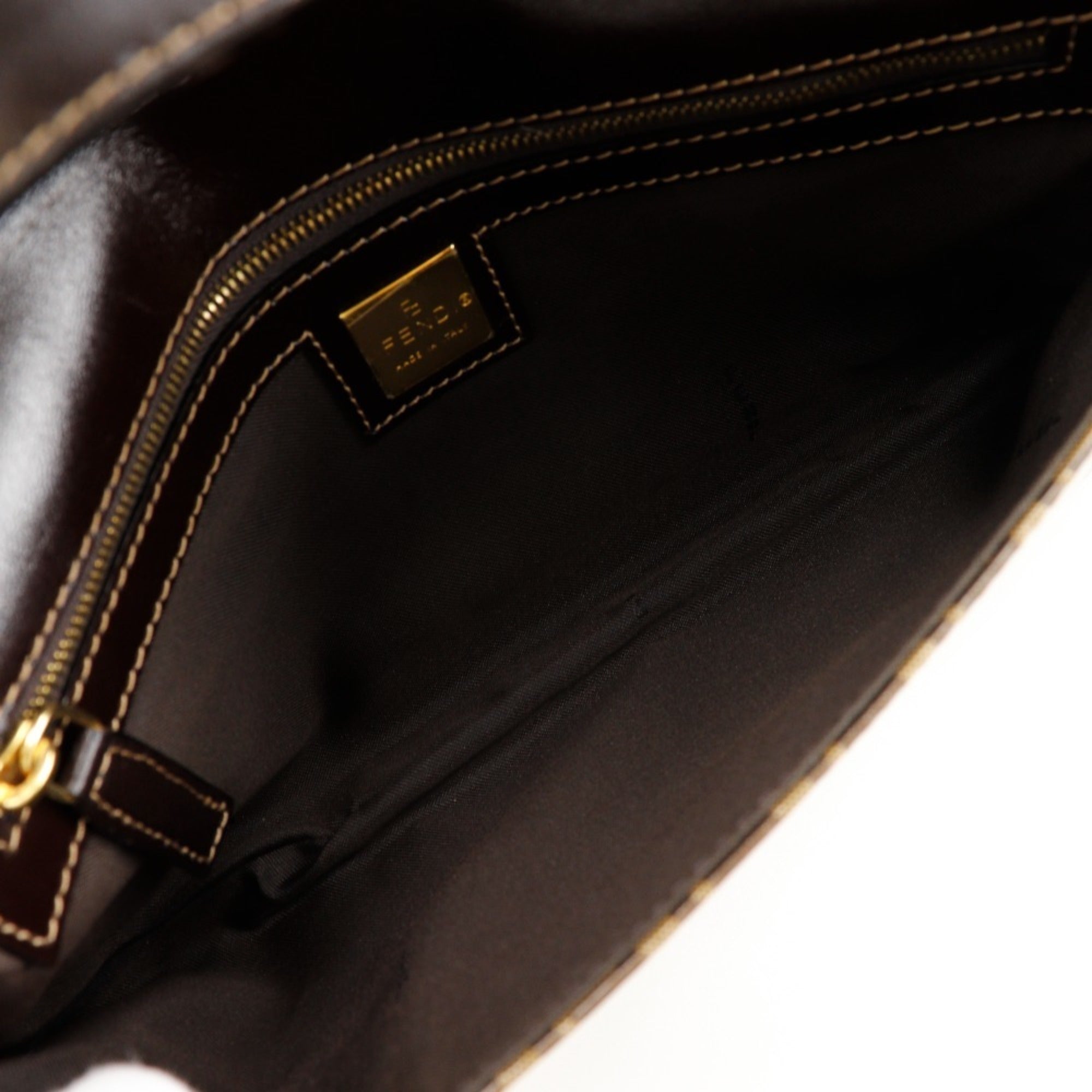 Fendi Brown Vinyl Shoulder Bag (Pre-Owned)