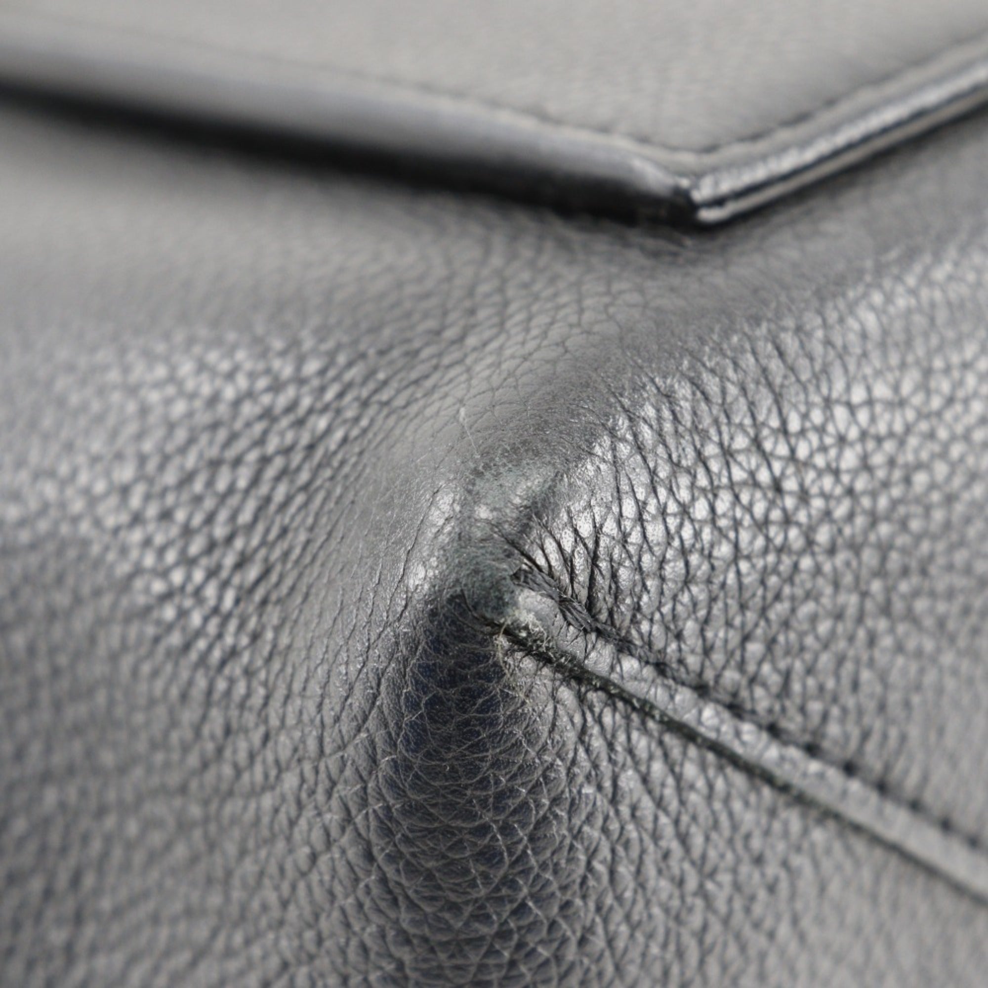 Louis Vuitton Beige Black Leather Tote Bag (Pre-Owned)