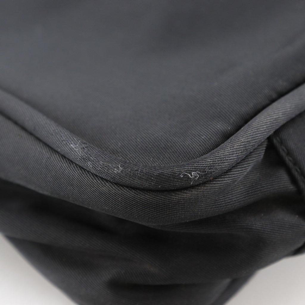 Prada Black Nylon Tote Bag (Pre-Owned)