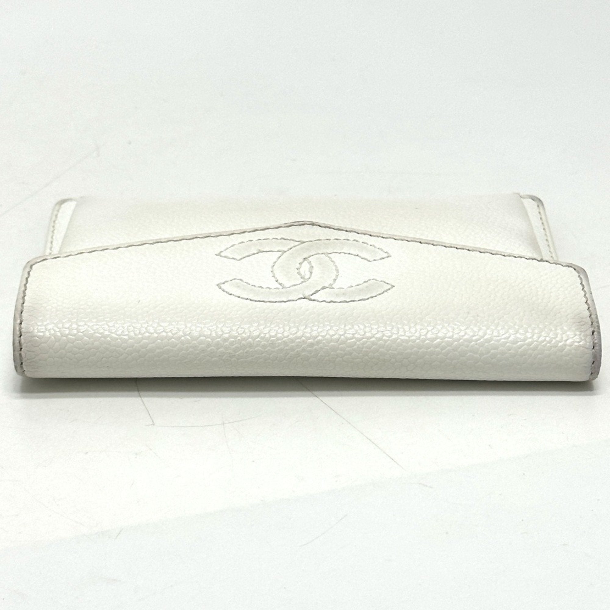 Chanel White Grained Calfskin Wallet (Bi-Fold) (Pre-Owned)