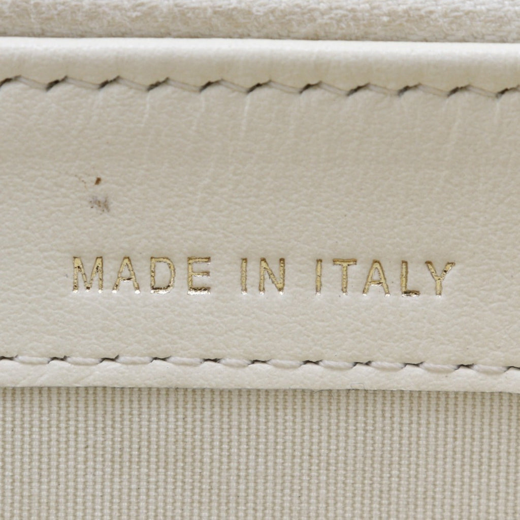 Chanel White Tweed Shoulder Bag (Pre-Owned)