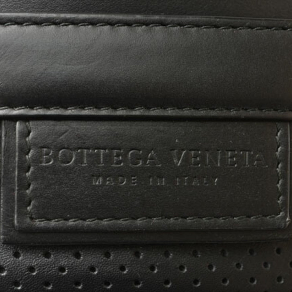 Bottega Veneta Black Leather Pouch Shoulder Bag (Pre-Owned)
