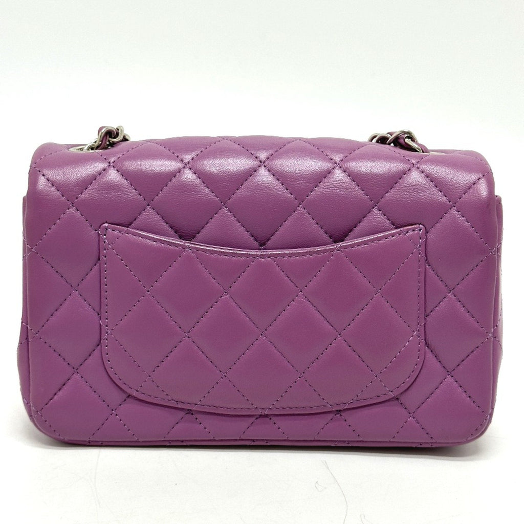 Chanel Purple Leather Shoulder Bag (Pre-Owned)