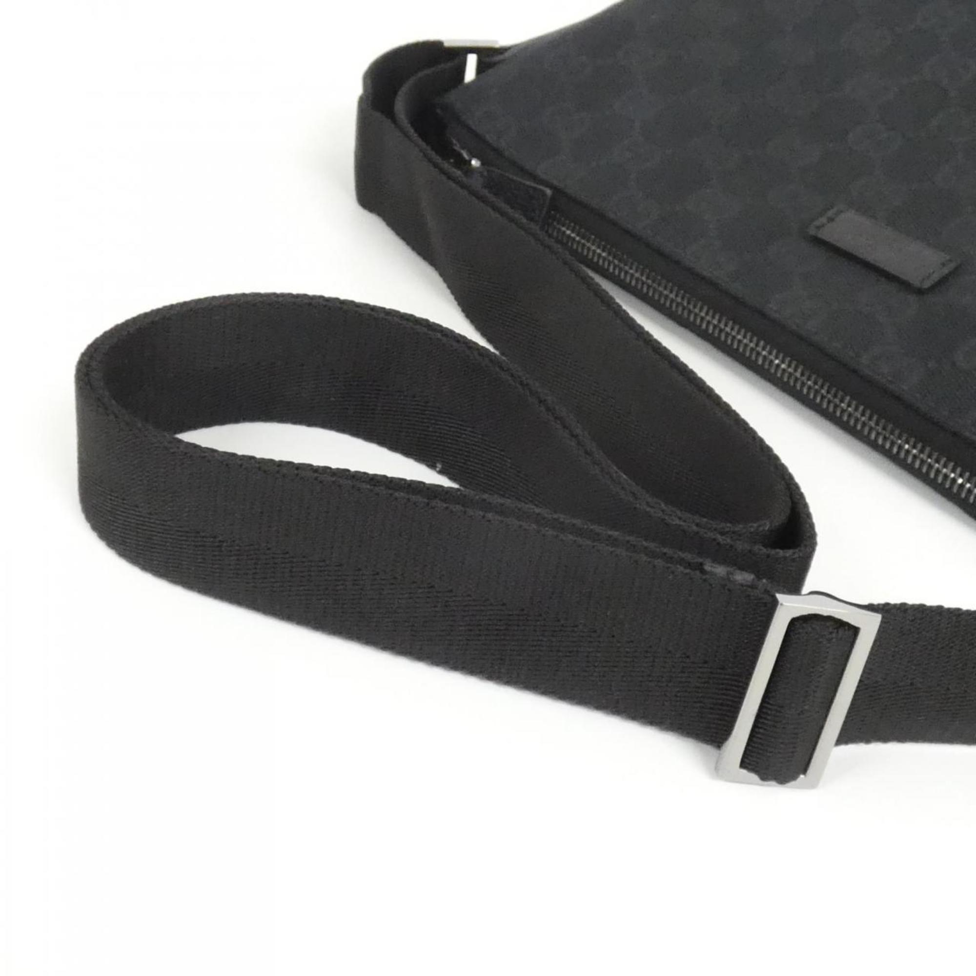 Gucci Black Gg Canvas Shoulder Bag (Pre-Owned)