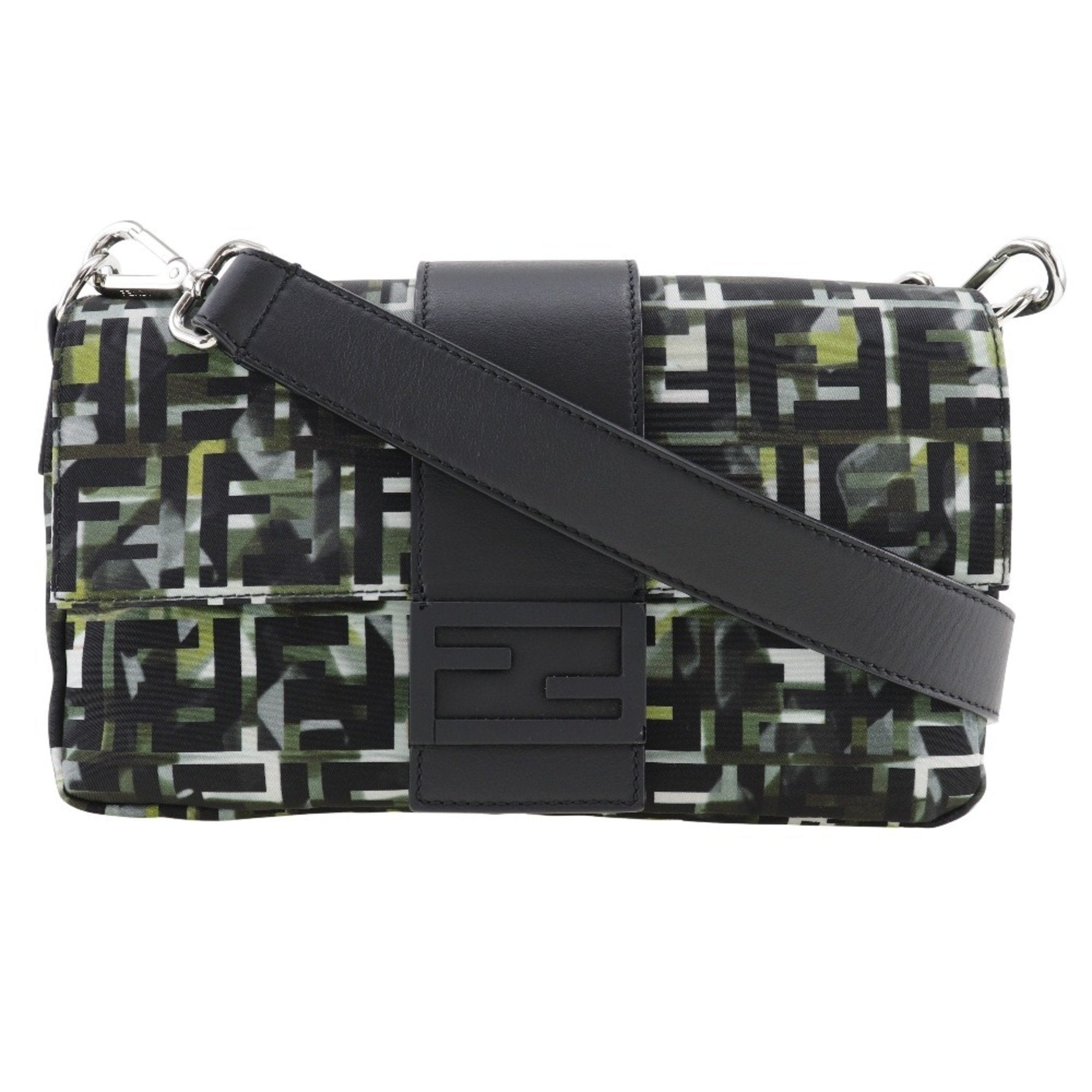 Fendi Black Nylon Shoulder Bag (Pre-Owned)