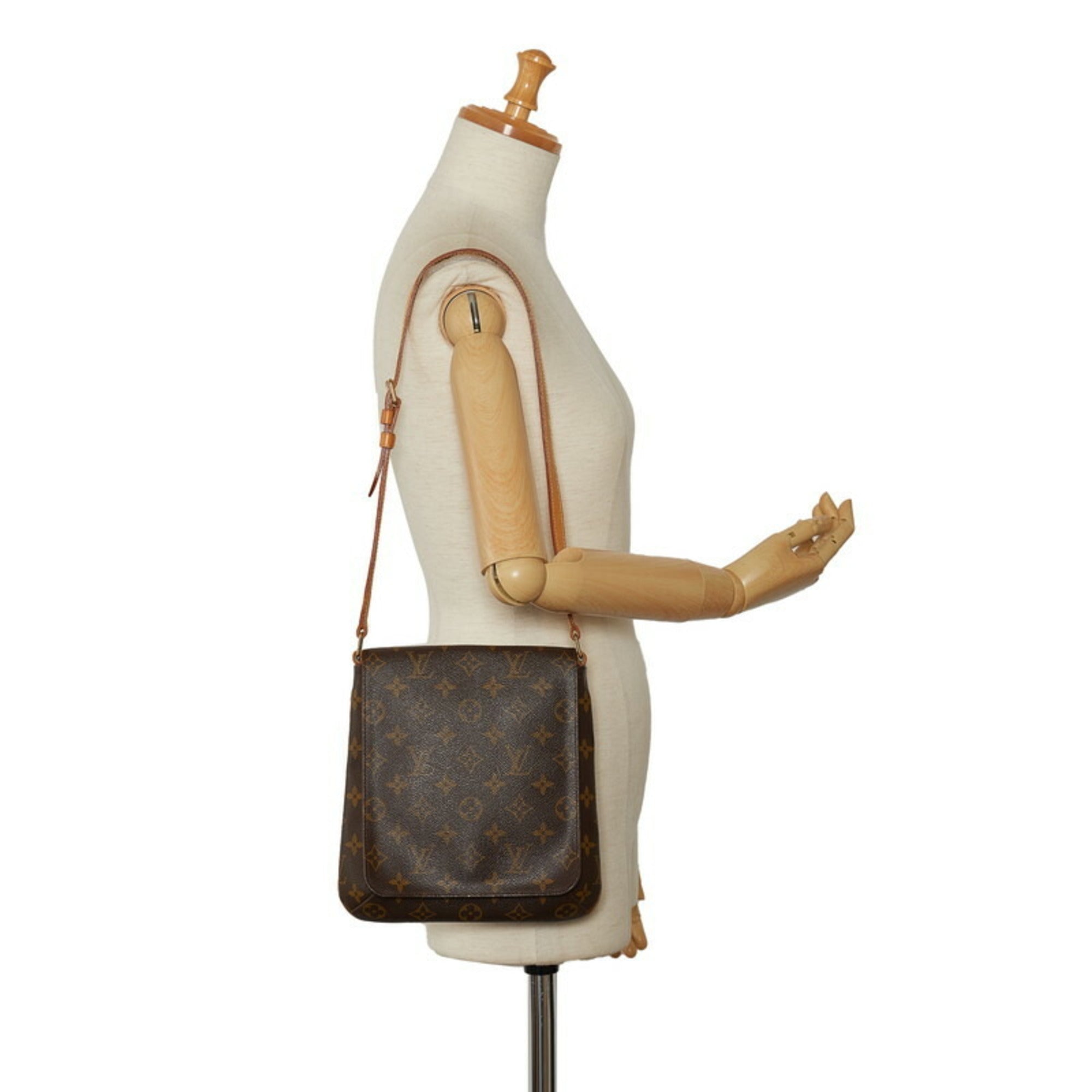 Louis Vuitton Brown Monogram Monogram Leather Shoulder Bag (Pre-Owned)