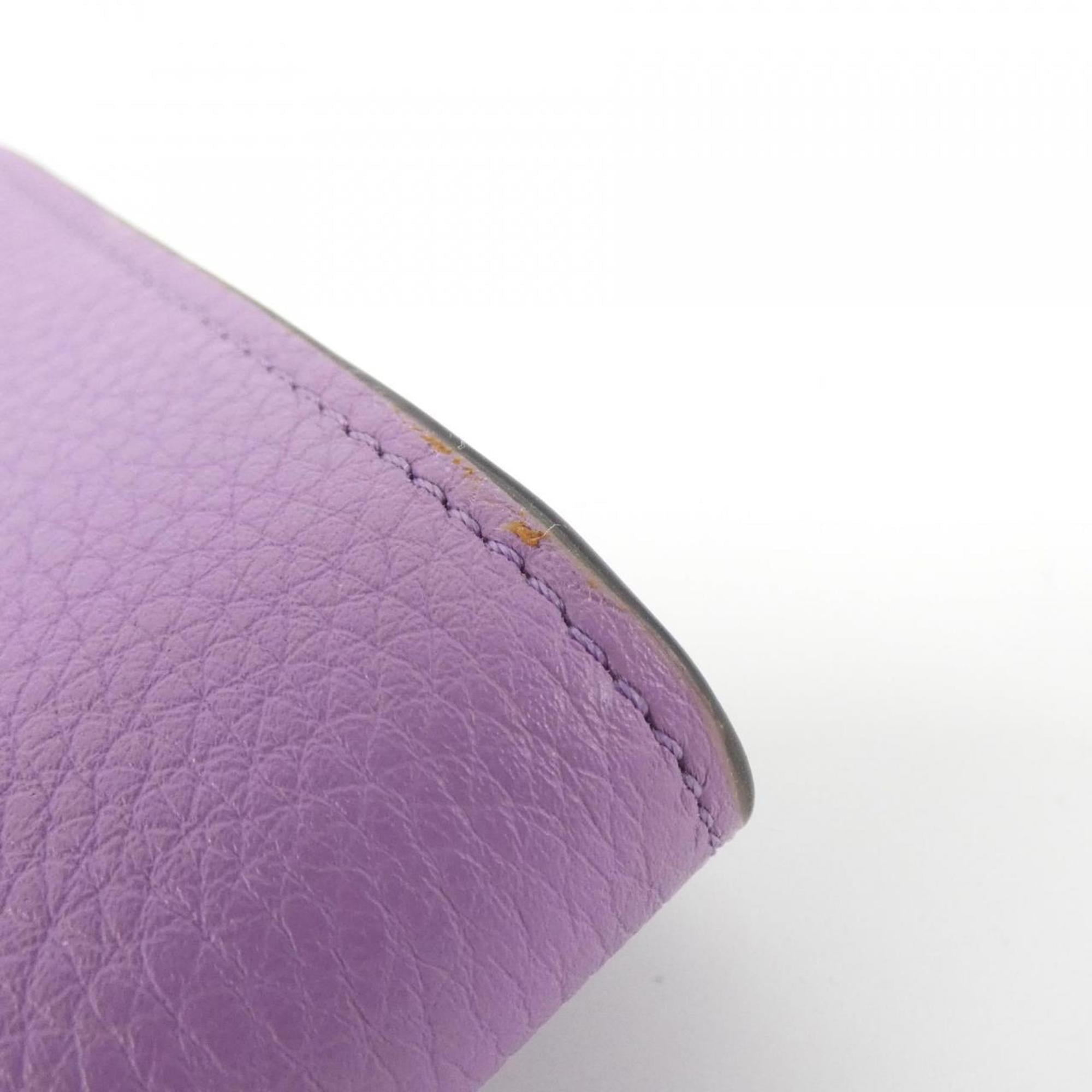 Fendi Leather Long Wallet (Bi-Fold) (Pre-Owned)