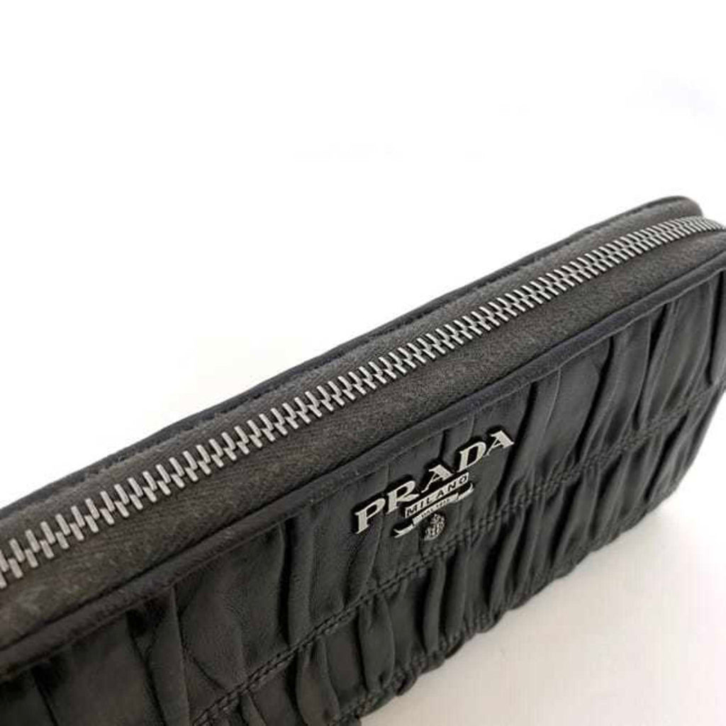 Prada Black Leather Long Wallet (Bi-Fold) (Pre-Owned)