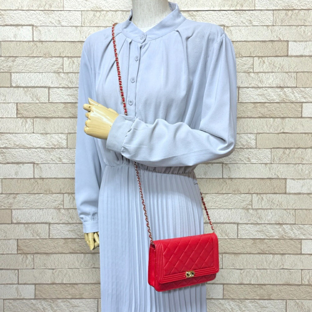 Chanel Boy Chanel Red Color Leather Shoulder Bag (Pre-Owned)
