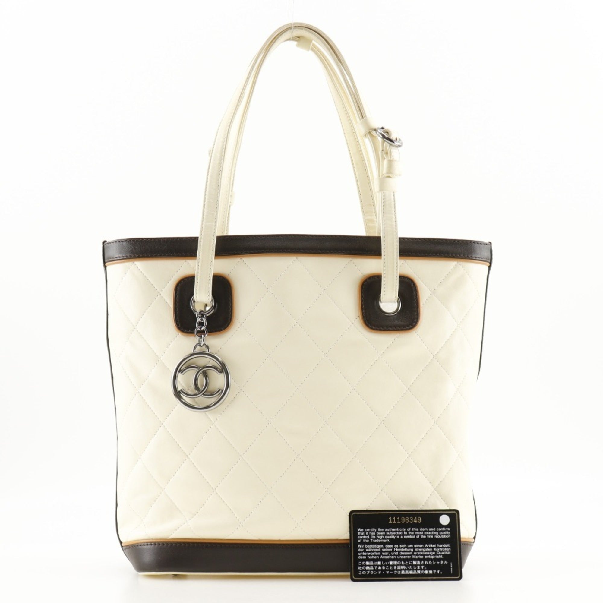 Chanel Ivory Leather Tote Bag (Pre-Owned)