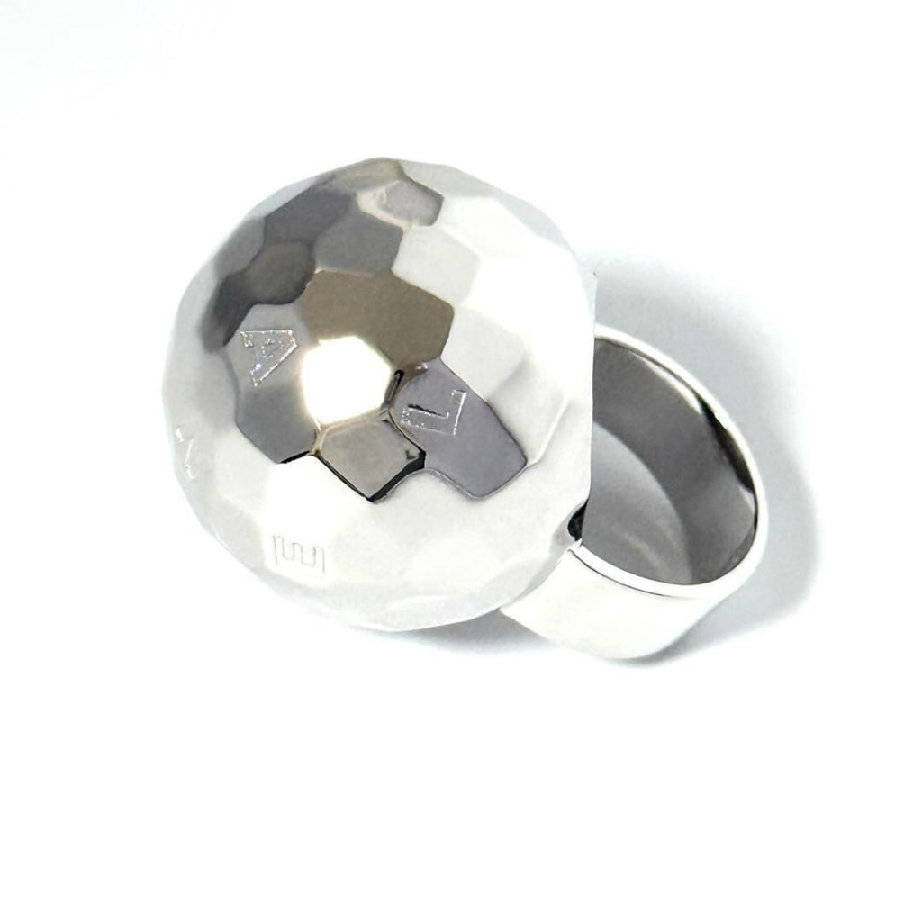 Chanel Silver Band Ring (Pre-Owned)