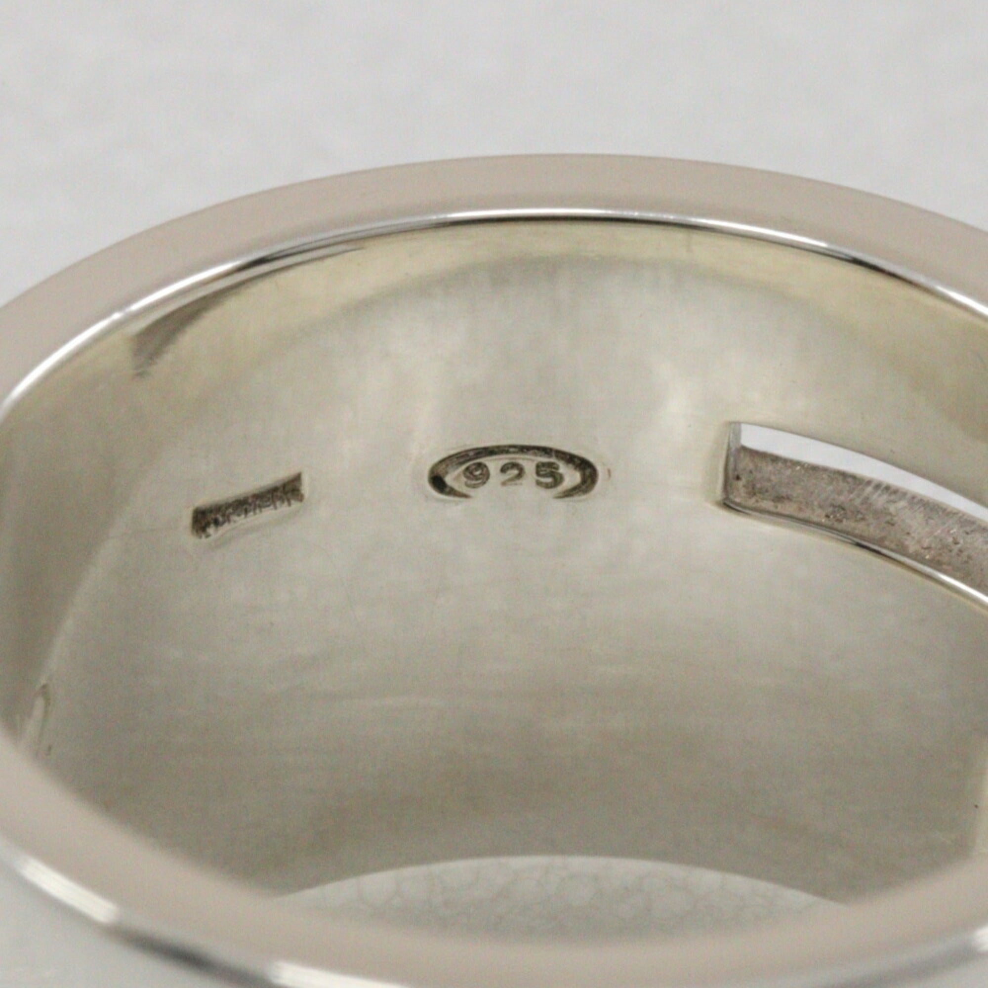 Gucci Silver 925 Band Ring (Pre-Owned)