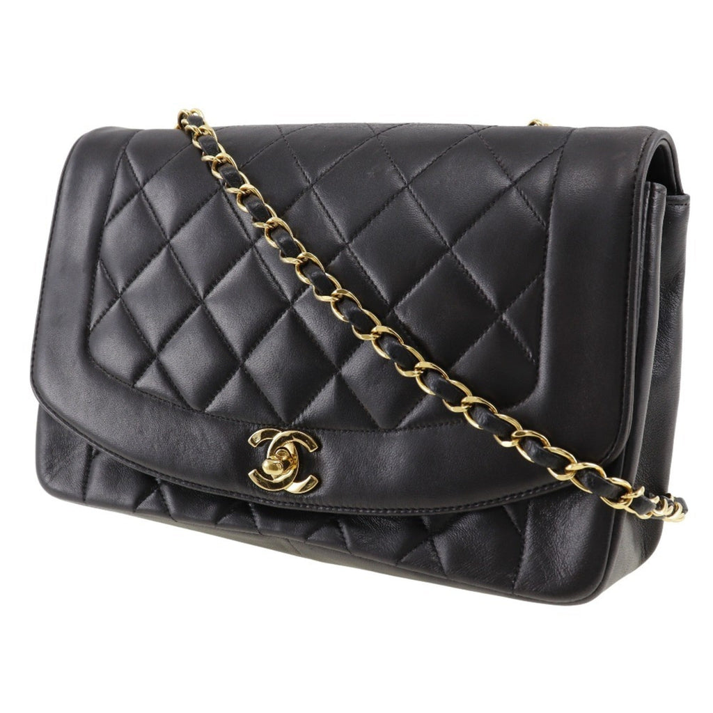 Chanel Black Leather Shoulder Bag (Pre-Owned)
