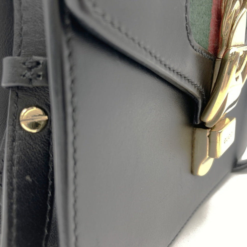Gucci Sherry Line Black Leather Shoulder Bag (Pre-Owned)
