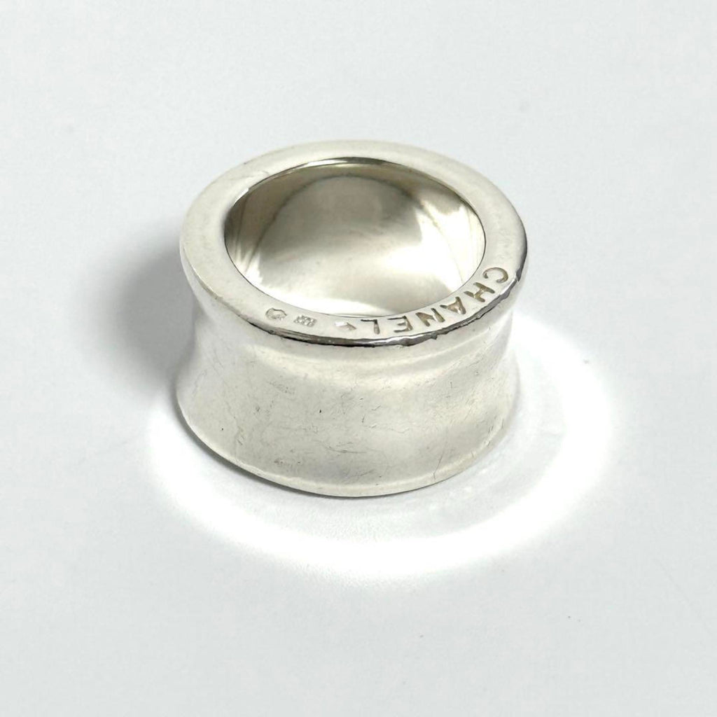 Chanel Silver Silver 925 Band Ring (Pre-Owned)