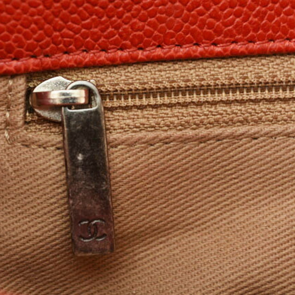 Chanel Red Color Caviar Leather Shoulder Bag (Pre-Owned)