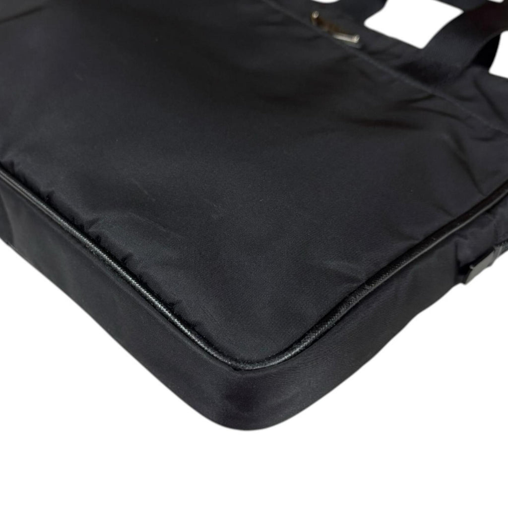 Prada Black Nylon Shoulder Bag (Pre-Owned)