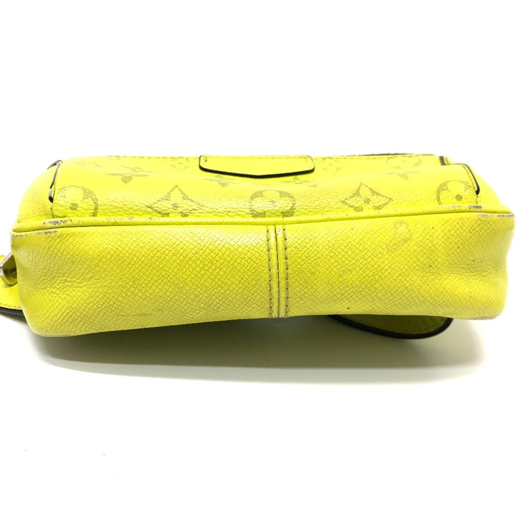 Louis Vuitton Yellow Leather Other (Pre-Owned)