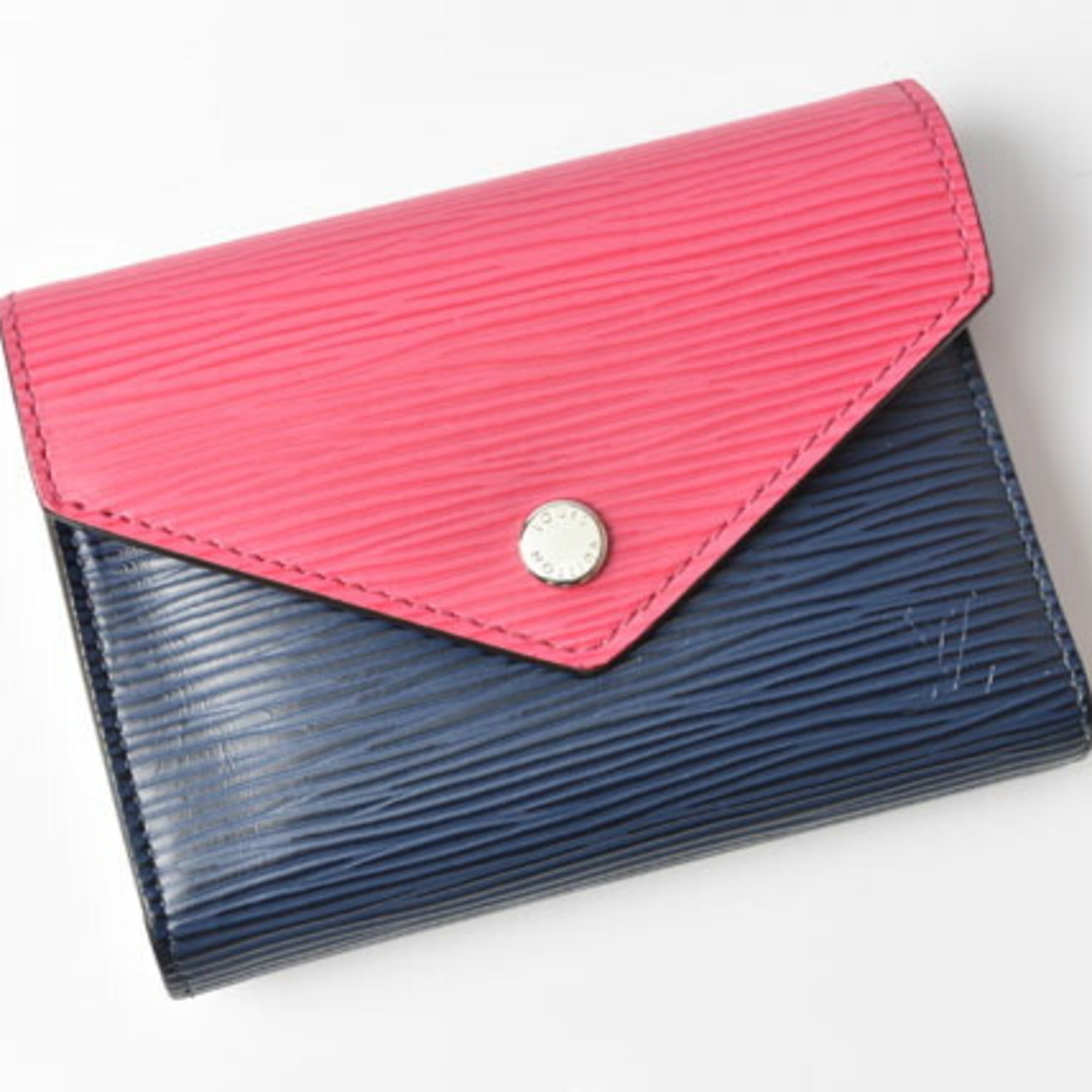Louis Vuitton Epi Blue Epi Leather Wallet (Tri-Fold) (Pre-Owned)